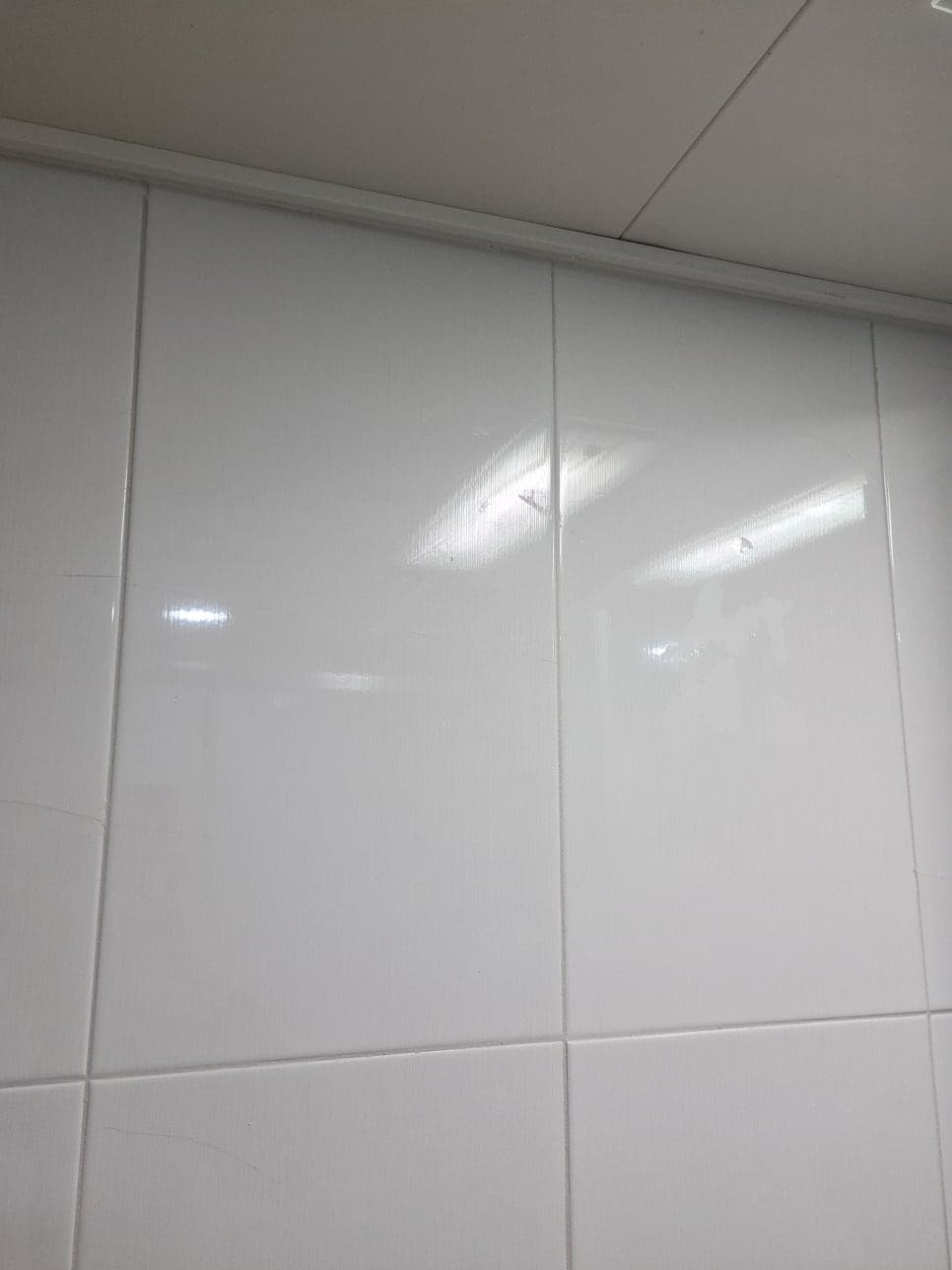 부천 화장실 깨진 타일 보수, 교체 없이 감쪽같이