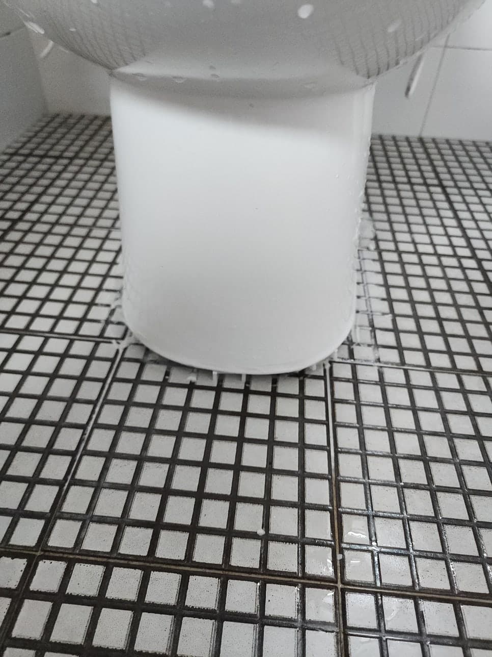 용산 화장실 변기 악취 원인, 빠져 있던 정심 잡아 해결 완성 사진 2